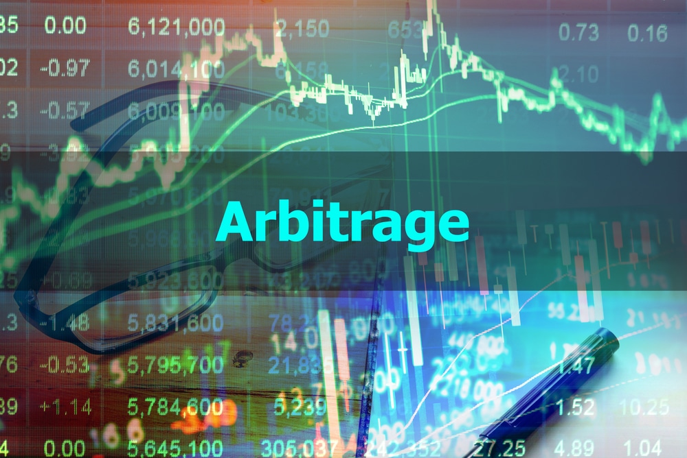 A Guide to Crypto Arbitrage - All You Need to Know About the Trading Strategy